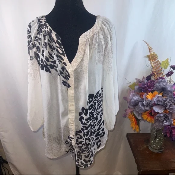 IN Studio Sheer Leopard Print Blouse Cream Black Boho Chic Top L - Picture 1 of 8
